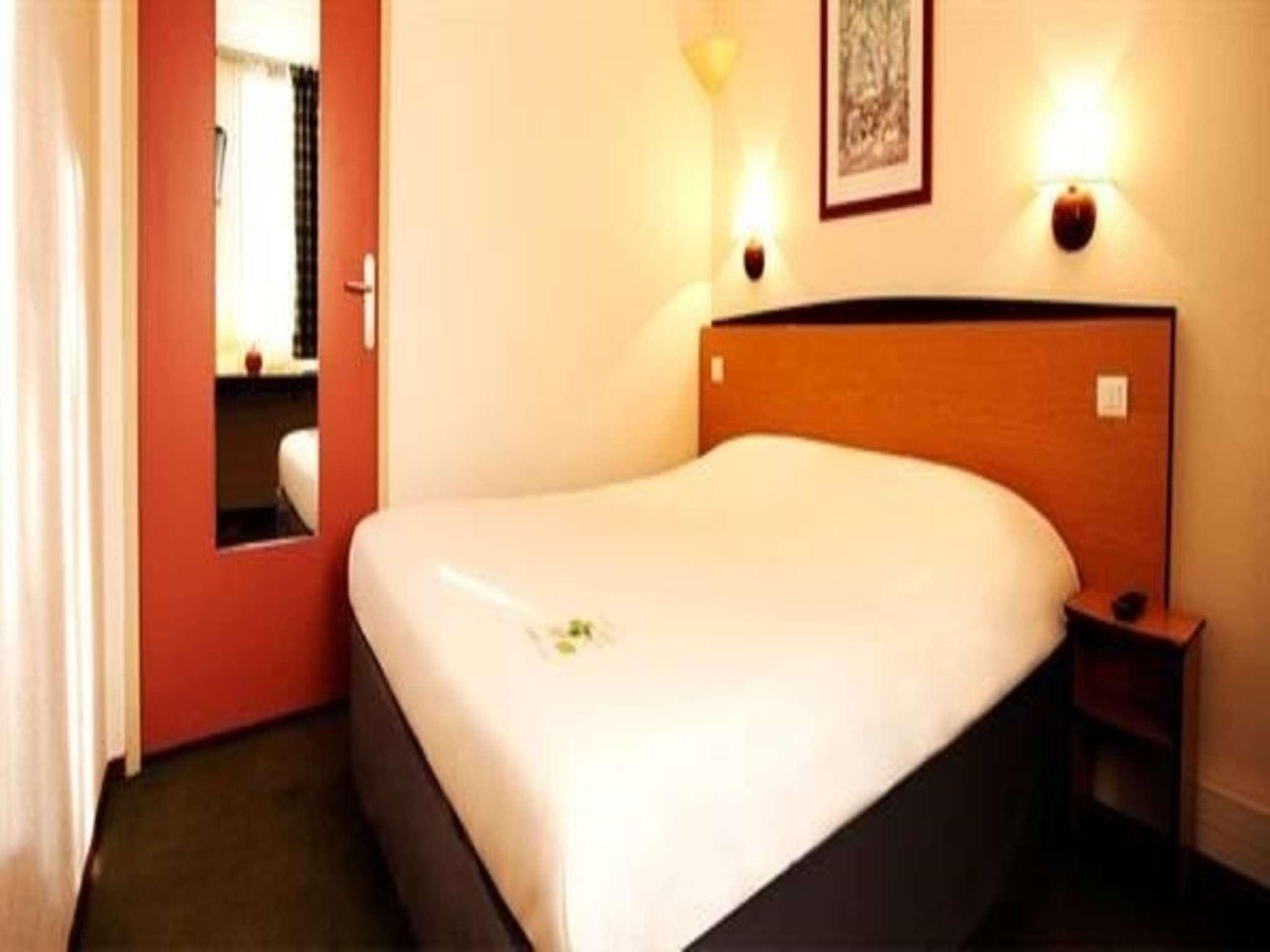 Kyriad Direct Lyon Sud - Chasse-sur-Rhône المظهر الخارجي الصورة